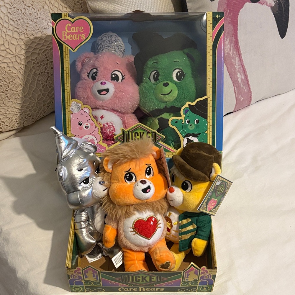Care Bears Wicked Wizard of Oz complete set BNIB BNWT
